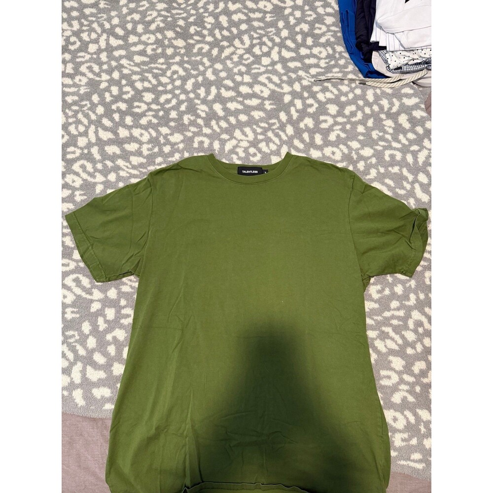 Talentless green t-shirt size L